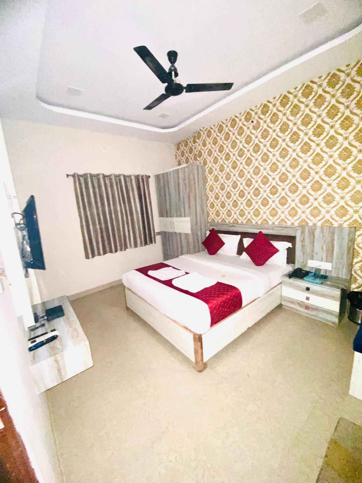 Hotel Vinayak Shree Indore
